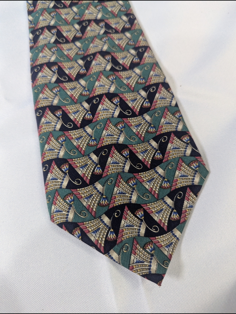 Metropolitan Museum of Art - Silk Patterned Men's Tie - Green & Black